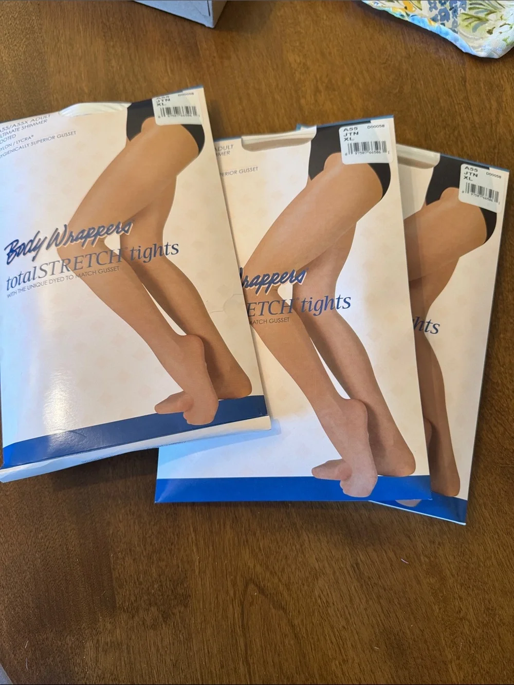Body Wrappers Sheer Nude Shimmer Tights - Picture 2 of 4